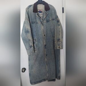 Vintage Essentials International Choice Acid Wash Denim Duster w/ Brown Collar